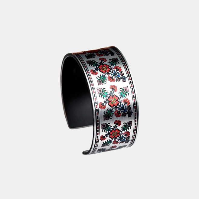 Bracelet with embroidery Rada