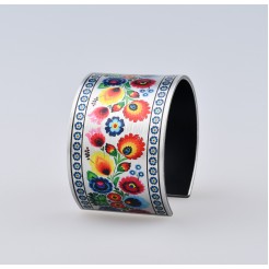 Bracelet with Modern Motives ≪Suzana≫
