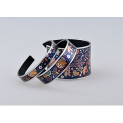 Bracelet with Modern Motives ≪Sandra≫