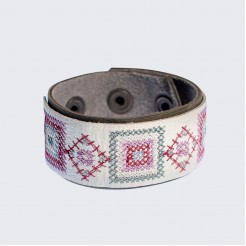 Leather Bracelets with Embroidery Harmony