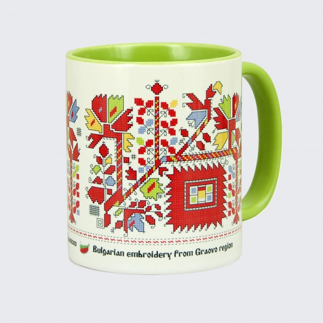 Cup with embroidery from the Graovsko - green