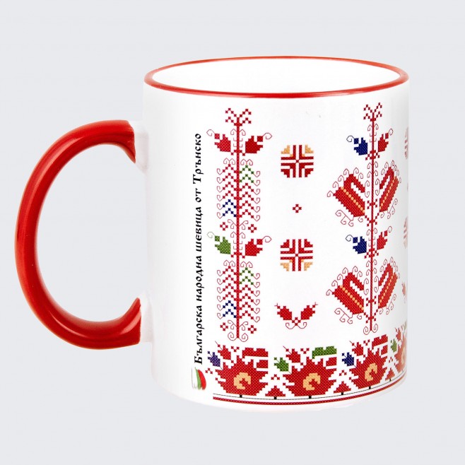 A cup decorated with embroidery from the Tran / Shop folklore area/