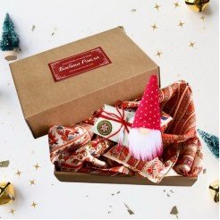Christmas Box: Scarf Zhivka, candle with luck and Christmas Gnome
