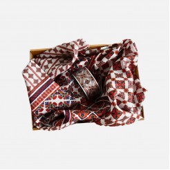 Emily Scarf and Bracelet set with embroideries motives