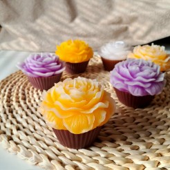 Peony Cupcake Candle