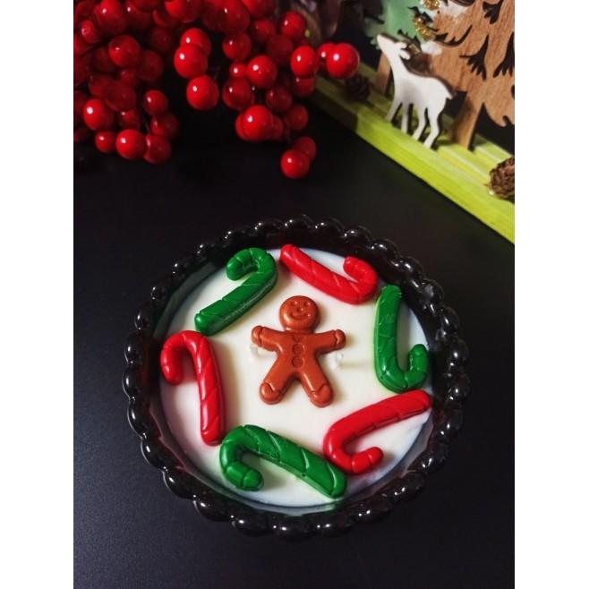 Christmas Candle in a Gingerbread Man Bowl