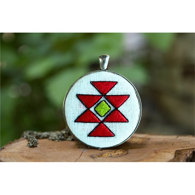 Necklace <<Bulgarian Embroidery>> code GISLV100