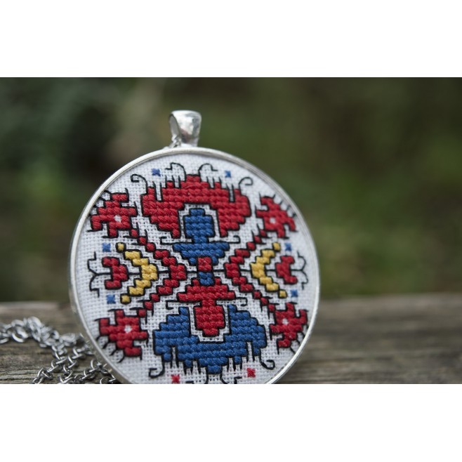 Necklace <<Bulgarian Embroidery>> code GISLV5