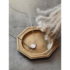 Handmade necklace with Rhodope rose quartz – model 2