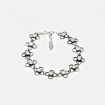 Silver bracelet with flowers