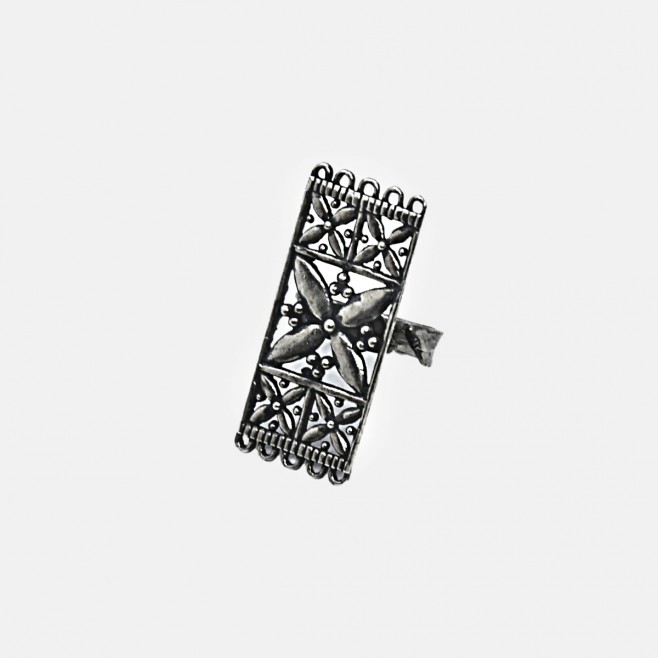 Silver embroidery lace ring