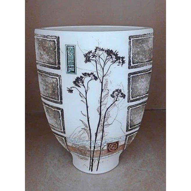Pottery • Pottery Vase With Decoration • model 18