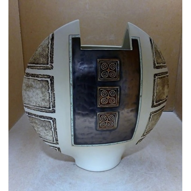 Pottery • Pottery Vase With Decoration • model 31