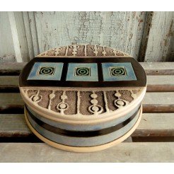 Pottery • Pottery Box With Decoration • model 6