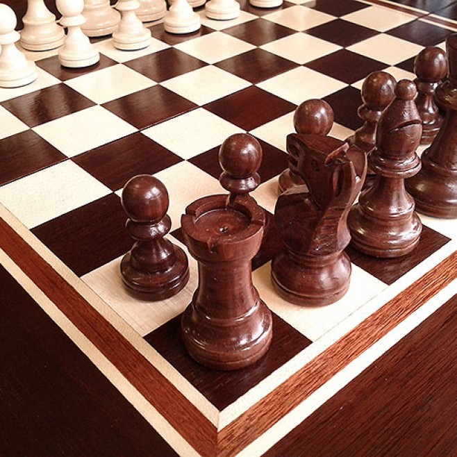 Дървени фигури за шах стаунтон бг с утежнения