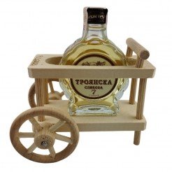 Сувенирна стойка с троянска сливова